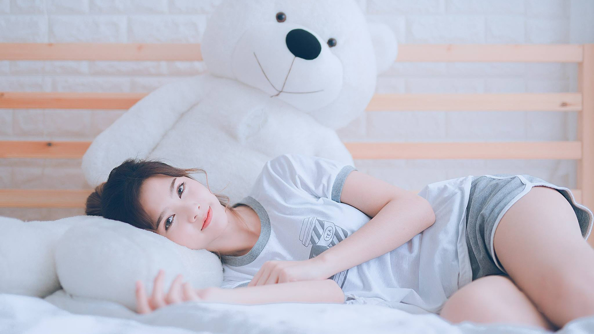 开云·体育官网-_水上障碍冒险：潜入水底挑战极限_，水下障碍