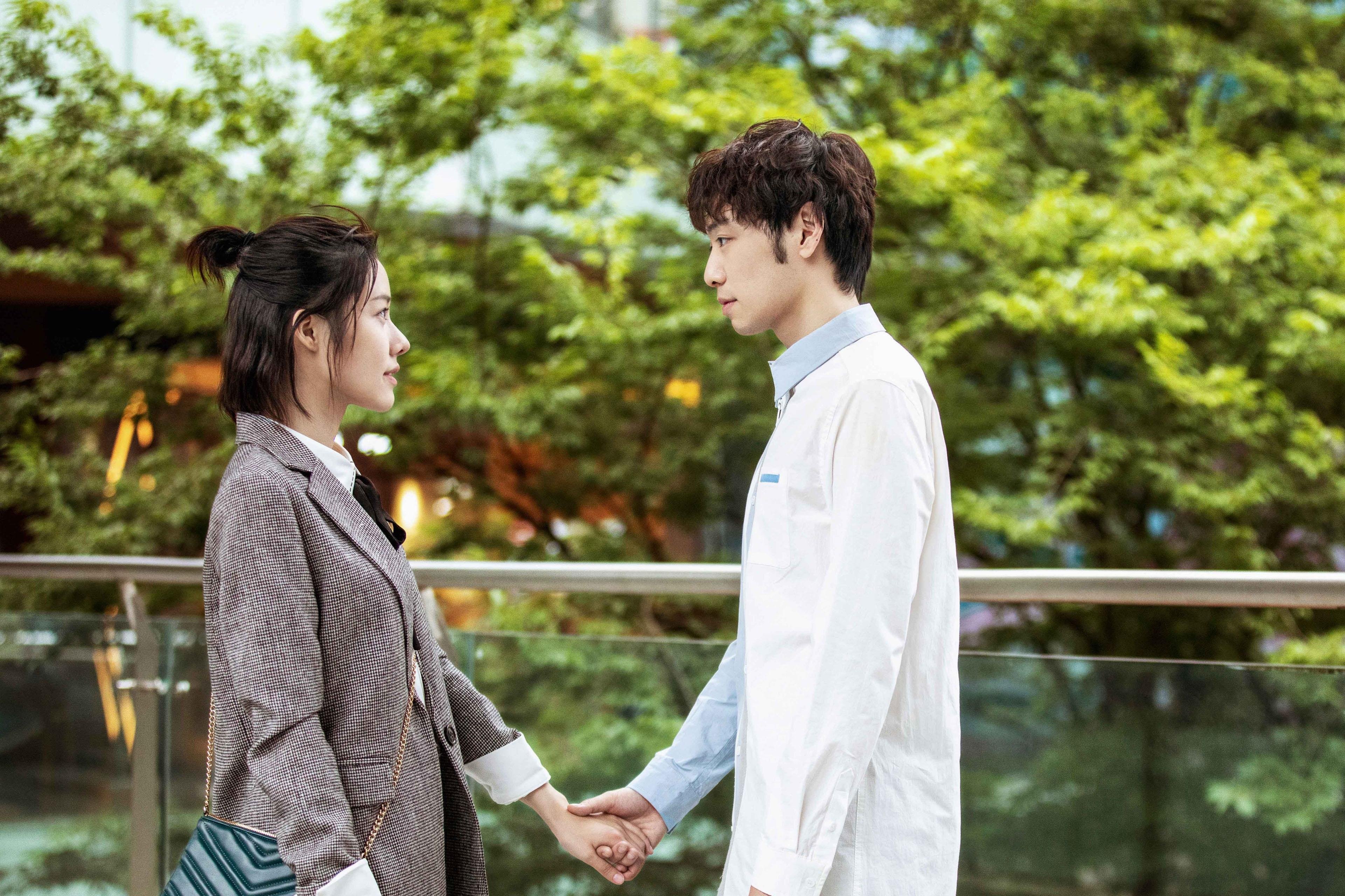 kaiyun 开云体育-星光夜空瑜伽，静心修身的运动方式，星光夜空图片