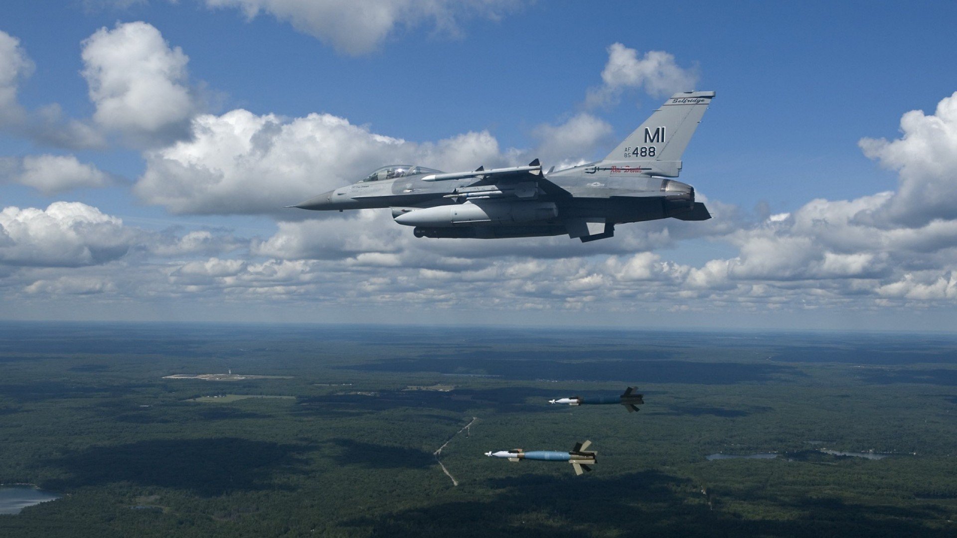 球迷互动：你认为谁会拿下MVP？，拿过mvp的球员