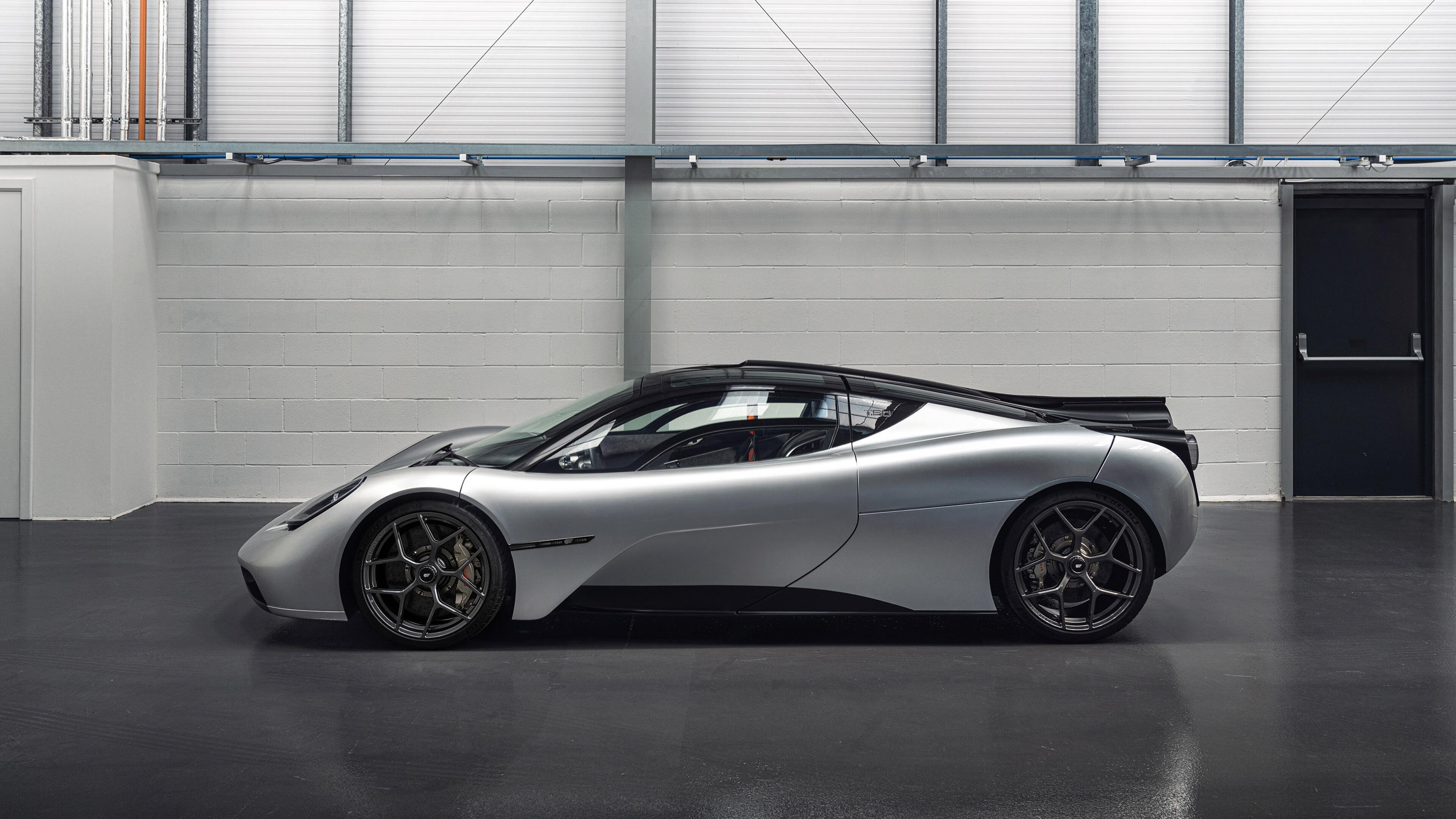 开云全站-NBA总决赛东区决赛即将打响 科比携手詹皇共进，nba东部决赛打几场