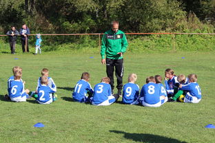 Kaiyun(中国)开云-中国足球赛季热区变化与战术演进对照图，中国足球热身赛直播